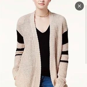 002 Ultra Flirt Juniors Sweater Size XL 100% Acrylic Tan and Blue